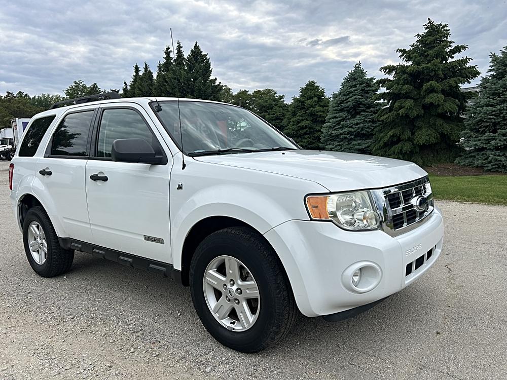 Ford Escape 4X4 Hybrid Extra Clean Low miles
